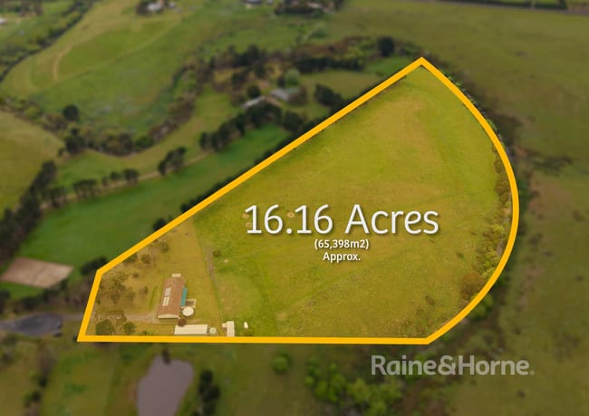 89 Kerrie Road Riddells Creek VIC 3431 89 Kerrie Road Riddells Creek VIC 3431