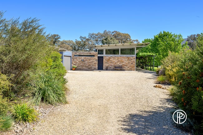 12 King Parrot Creek Road Kerrisdale VIC 3660 12 King Parrot Creek Road Kerrisdale VIC 3660