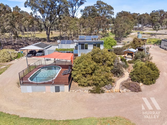 417 Forest Road Boweya North VIC 3675 417 Forest Road Boweya North VIC 3675