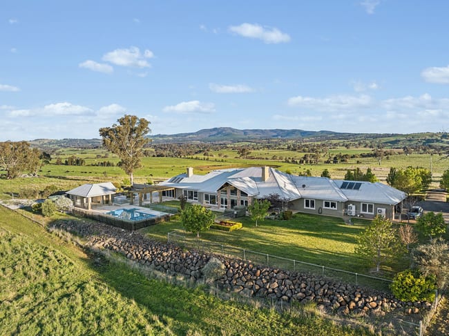 768 Boree Lane Orange NSW 2800 768 Boree Lane Orange NSW 2800