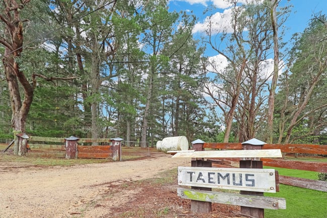 346 Nielsens Road Stanthorpe QLD 4380 346 Nielsens Road Stanthorpe QLD 4380