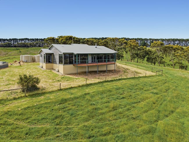 86 Three Bridges Road Deep Creek SA 5204 86 Three Bridges Road Deep Creek SA 5204