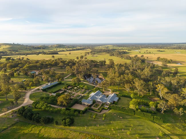 805 Upton Road Avenel VIC 3664 805 Upton Road Avenel VIC 3664