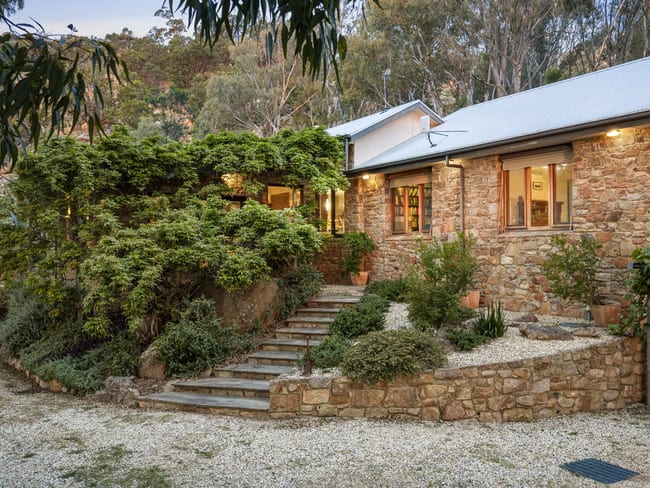 100 Mt Bernard Lane Avenel VIC 3664 100 Mt Bernard Lane Avenel VIC 3664