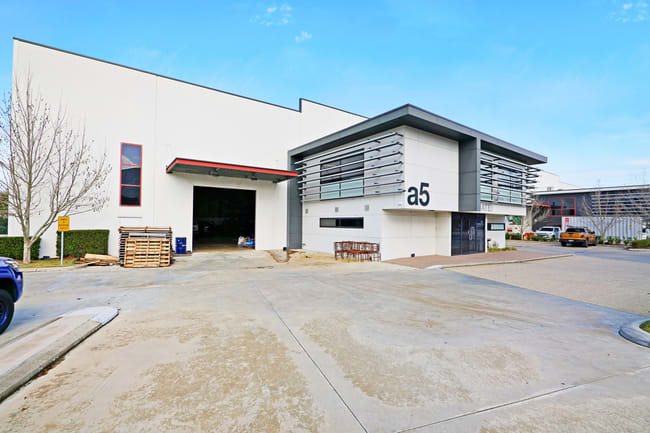 Ios Create Lake Chart Factory, Warehouse & Industrial Property For Lease in 5/61 Miguel Road ...