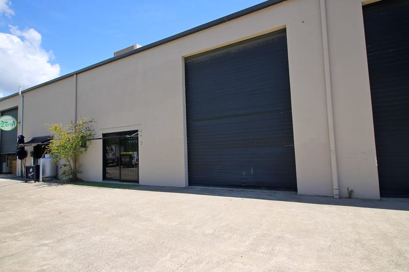 Click to view all images 3/1 Bee Court Burleigh Heads QLD 4220 - Image 1