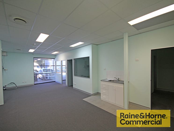 Click to view all images 8/210 Robinson Road Geebung QLD 4034 - Image 3