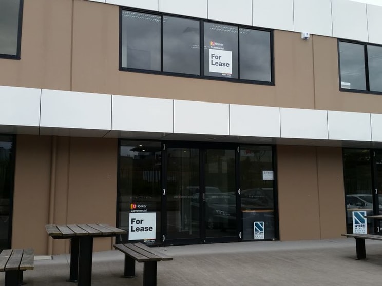 Click to view all images 3/1 Sailfind Place Somersby NSW 2250 - Image 1