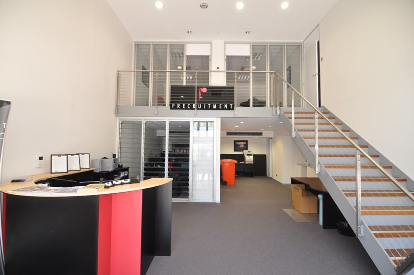 Click to view all images Suite 4, 5-7 Barlow Street South Townsville QLD 4810 - Image 2