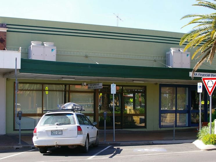 Click to view all images 14 Cunningham Street Dalby QLD 4405 - Image 1