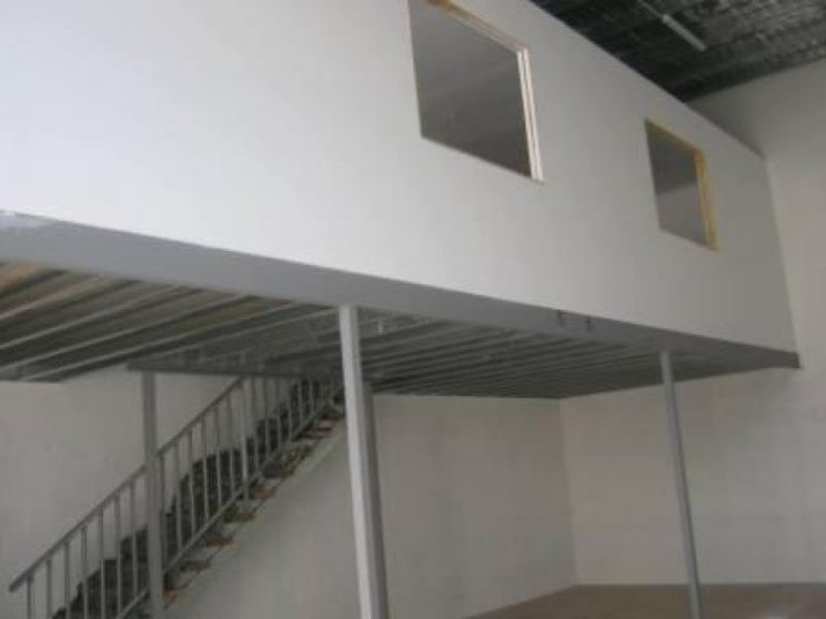 Click to view all images 43/170-182 Mayers Street Manunda QLD 4870 - Image 2