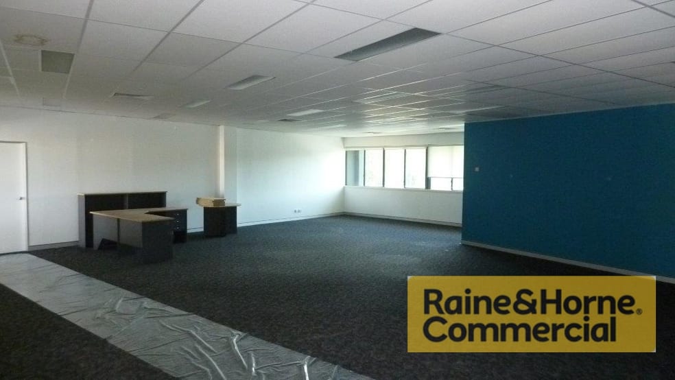 Click to view all images 17A/39 Old Cleveland Road Capalaba QLD 4157 - Image 1