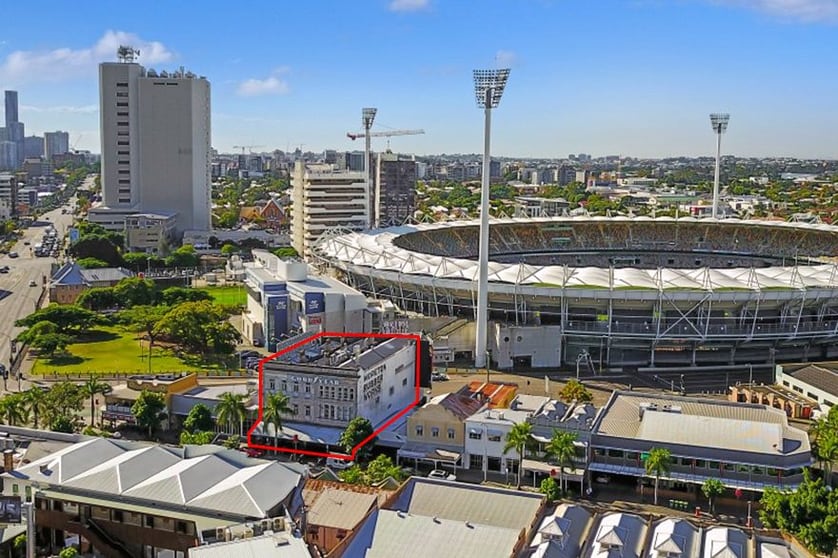 Click to view all images 14 Logan Road Woolloongabba QLD 4102 - Image 1