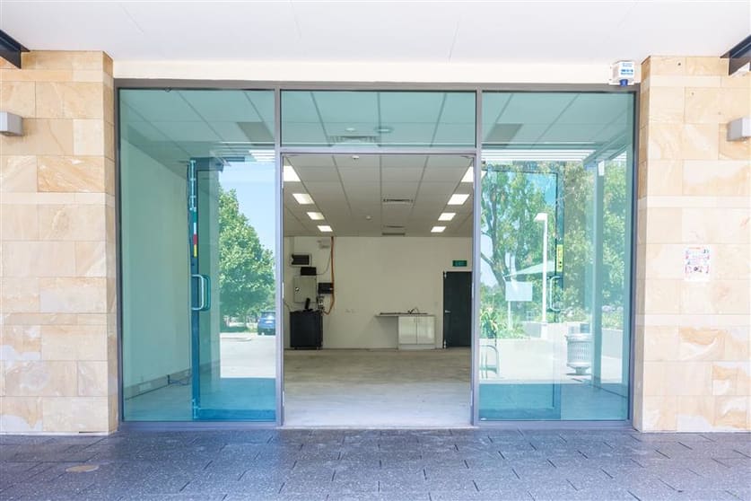 Click to view all images 5/59 Arpenteur Drive Baldivis WA 6171 - Image 2