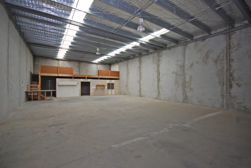 Click to view all images 5/6 Builders Close Wendouree VIC 3355 - Image 2