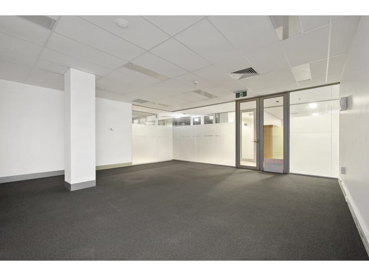 Click to view all images First Floor, 3/315 Main Street Mornington VIC 3931 - Image 3