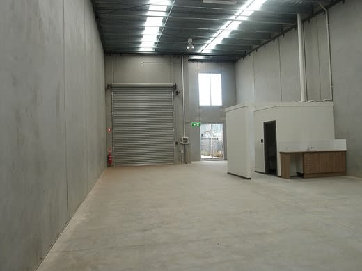 Click to view all images 10/21 Mills Road Dandenong VIC 3175 - Image 3
