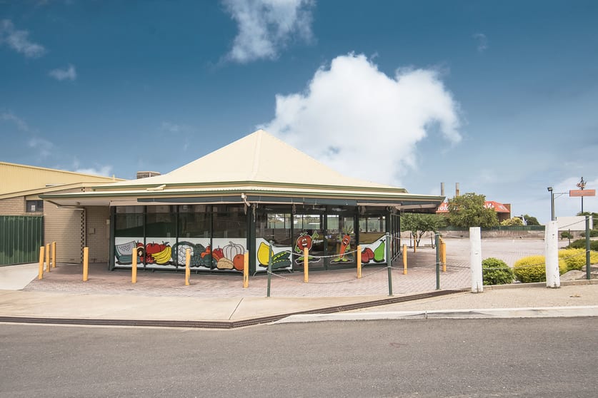 Click to view all images 25 Main South Road O'halloran Hill SA 5158 - Image 3