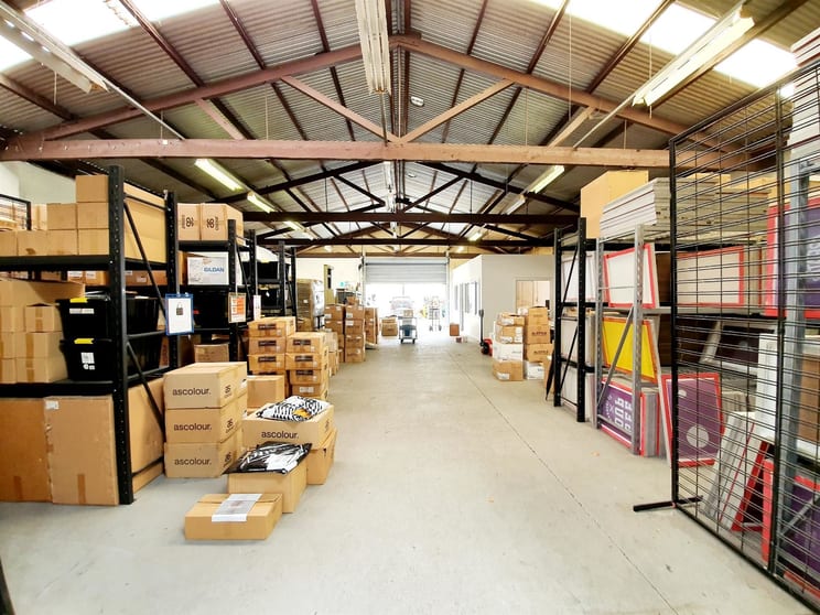 Click to view all images 24 Cadogan Street Marrickville NSW 2204 - Image 2