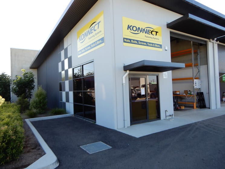 Click to view all images 16/3 Engineering Drive Coffs Harbour NSW 2450 - Image 2