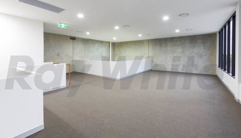 Click to view all images Minnie Street Southport QLD 4215 - Image 3