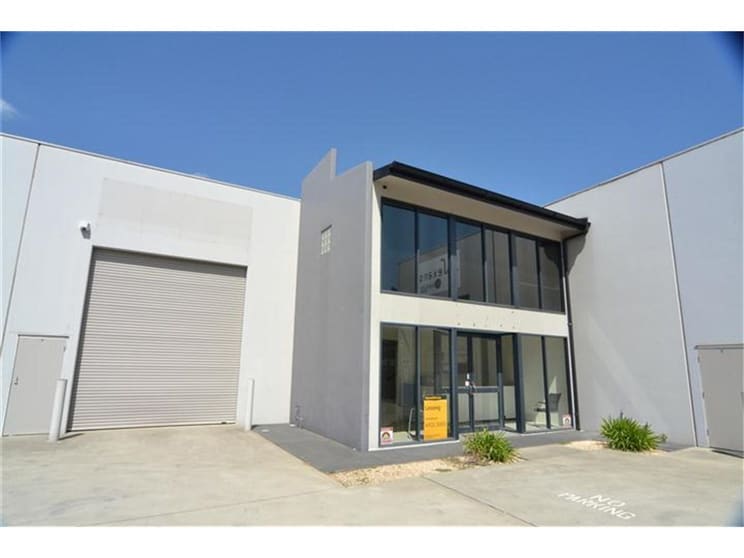 Click to view all images Unit 4/10 Enterprise Drive Beresfield NSW 2322 - Image 1