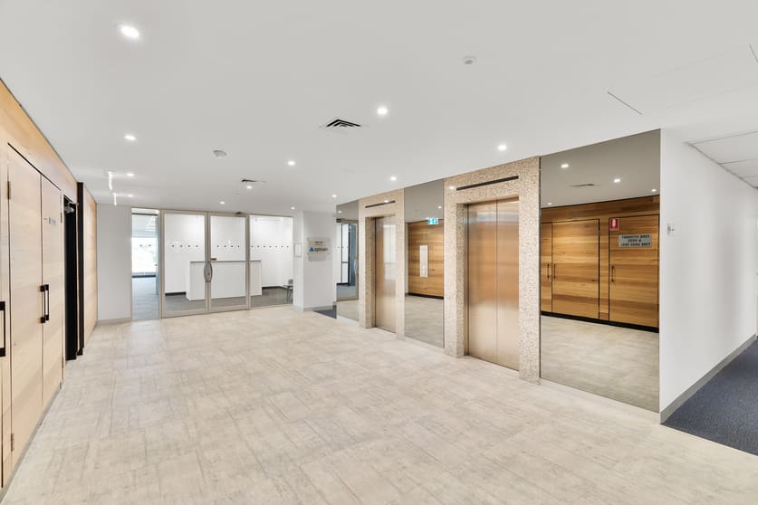 Click to view all images 541 Blackburn Road Mount Waverley VIC 3149 - Image 2