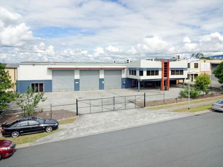Click to view all images 24 Sudbury Street Darra QLD 4076 - Image 1