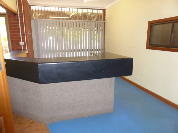 Click to view all images 31-37 The Crescent Mildura VIC 3500 - Image 3