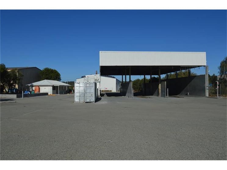 Click to view all images 80 Racecourse Road Rutherford NSW 2320 - Image 1