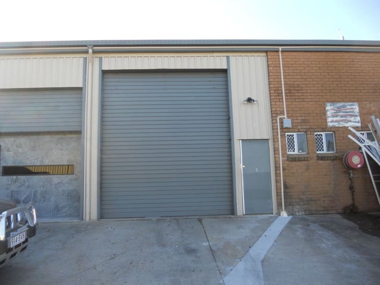 Click to view all images Clontarf QLD 4019 - Image 1
