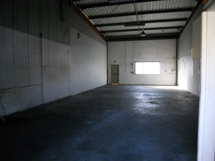 Click to view all images Clontarf QLD 4019 - Image 2