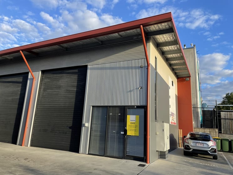 Click to view all images 4/10 Tombo Street Capalaba QLD 4157 - Image 1