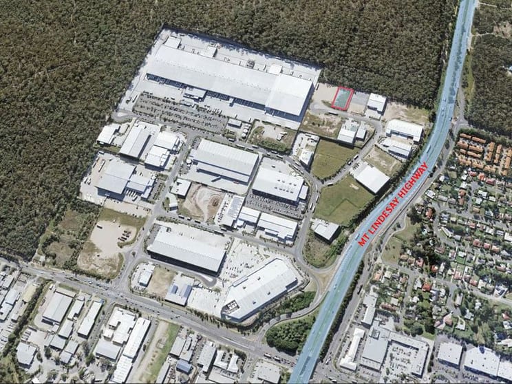 Click to view all images 105 Corymbia Place Parkinson QLD 4115 - Image 3