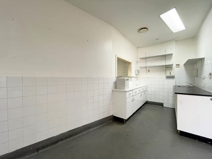 Click to view all images Suite 2A/263 Queen Street Campbelltown NSW 2560 - Image 2