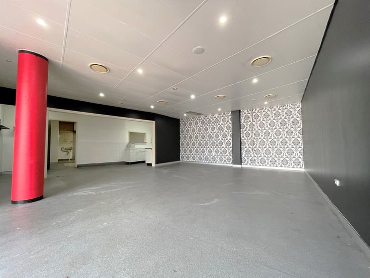 Click to view all images Suite 2A/263 Queen Street Campbelltown NSW 2560 - Image 3