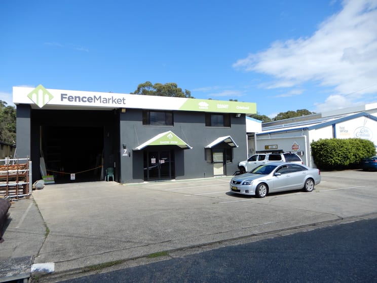 Click to view all images 7-9 Lawson Crescent Coffs Harbour NSW 2450 - Image 2