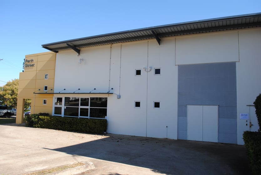 Click to view all images Units 1 & 3/185 Perth Street South Toowoomba QLD 4350 - Image 3