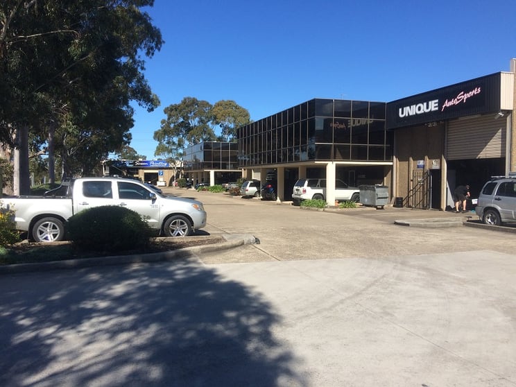 Click to view all images Seven Hills NSW 2147 - Image 3