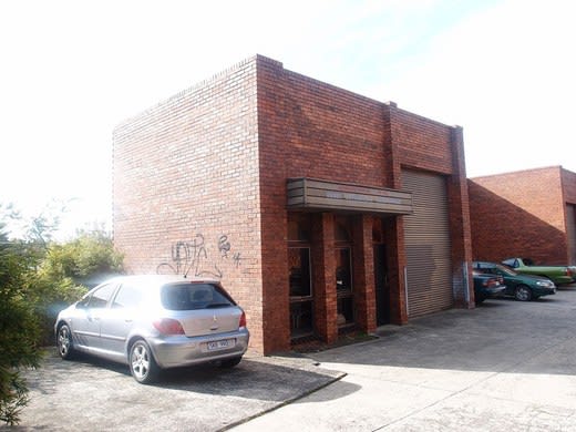 Click to view all images 12/10-12 Elonera Road Noble Park VIC 3174 - Image 3