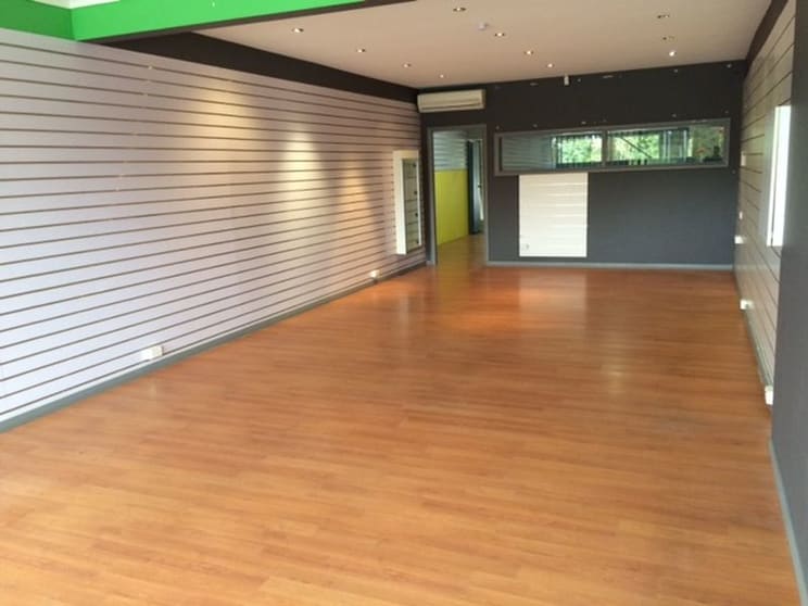 Click to view all images 4/168 Pacific Highway Tuggerah NSW 2259 - Image 2