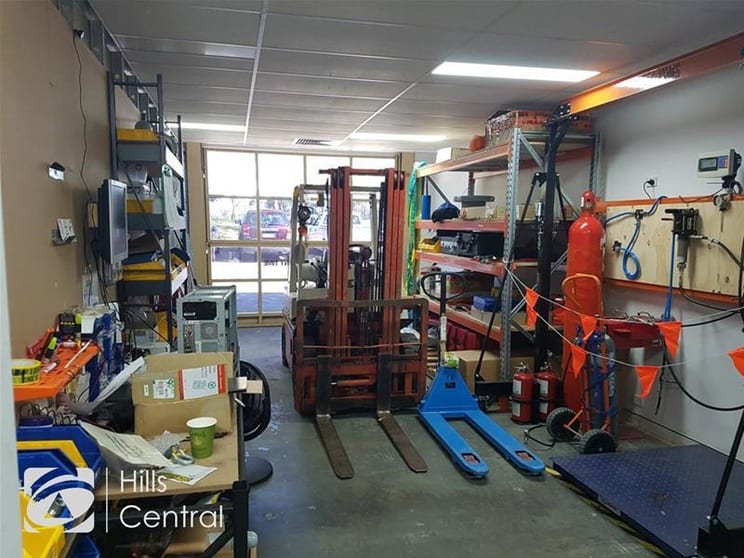 Click to view all images 29A/10 Gladstone Road Castle Hill NSW 2154 - Image 2
