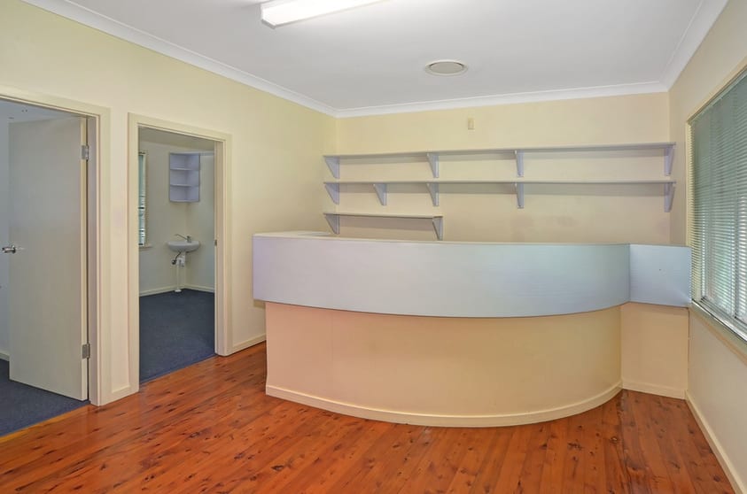 Click to view all images 1 McGrath Avenue Nowra NSW 2541 - Image 2
