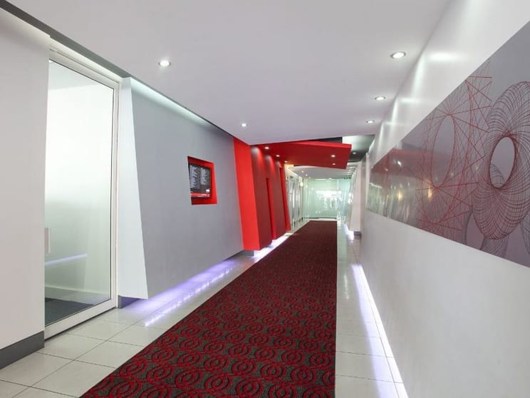 Click to view all images 2/87 Wickham Terrace Spring Hill QLD 4000 - Image 1