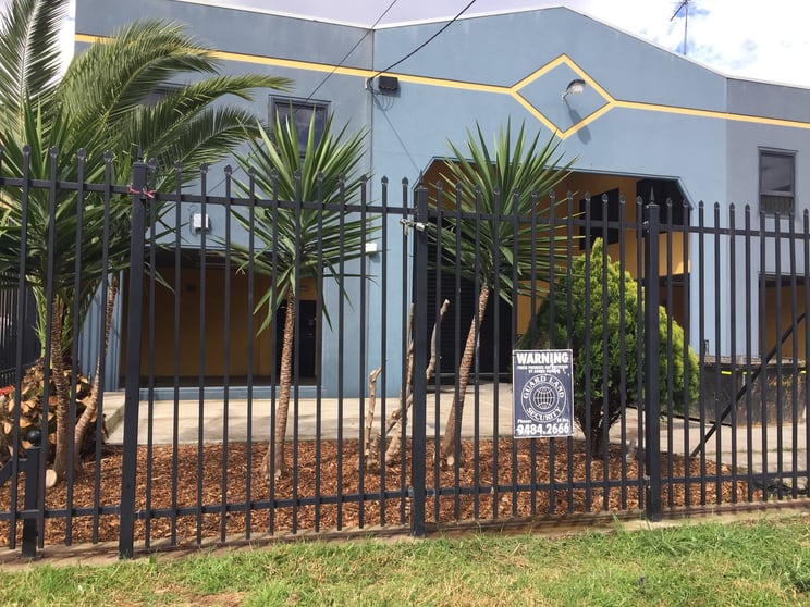 Click to view all images 2 Arvona Avenue Sunshine North VIC 3020 - Image 2
