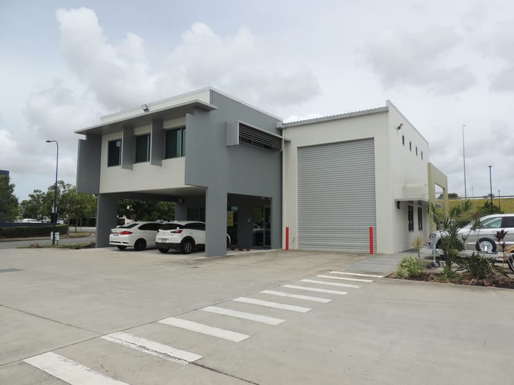 Click to view all images 7/3-5 University Drive Meadowbrook QLD 4131 - Image 1
