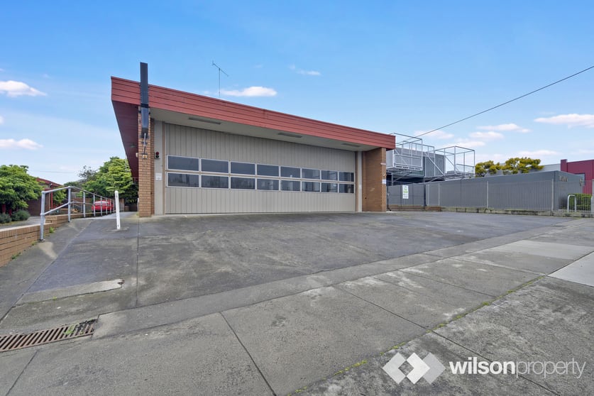 Click to view all images 27 Breed Street Traralgon VIC 3844 - Image 2
