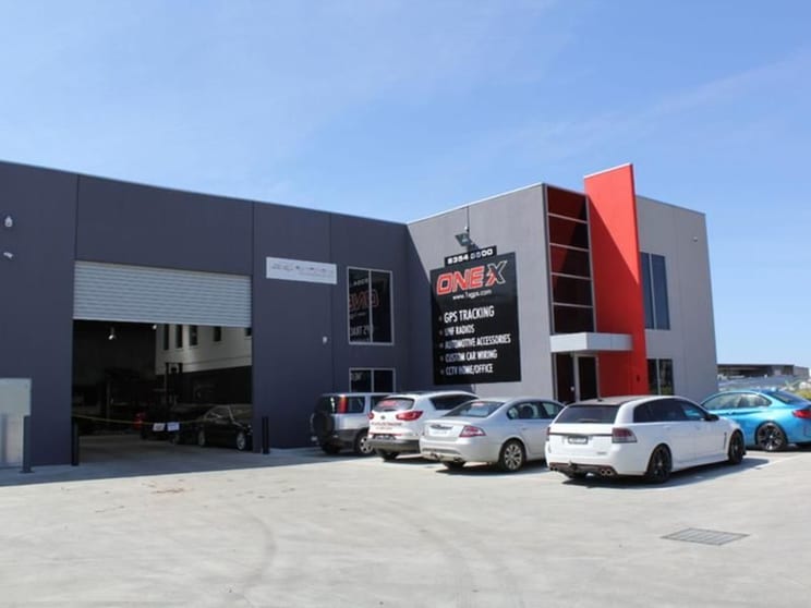 Click to view all images Unit 5/21 Cooper Street Campbellfield VIC 3061 - Image 1