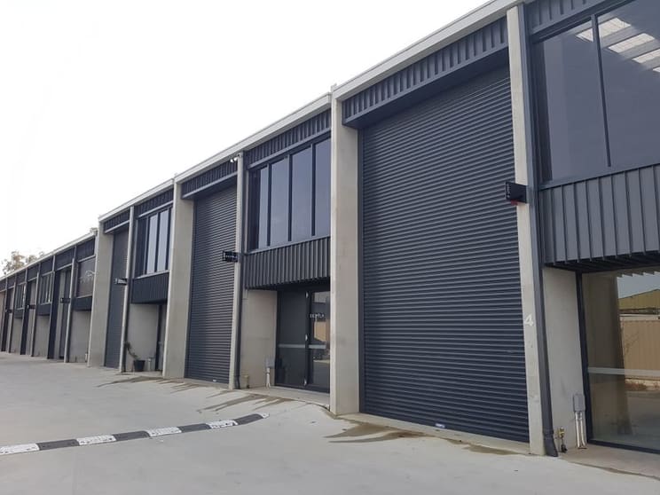Click to view all images 4/15 Darling Street Mitchell ACT 2911 - Image 1