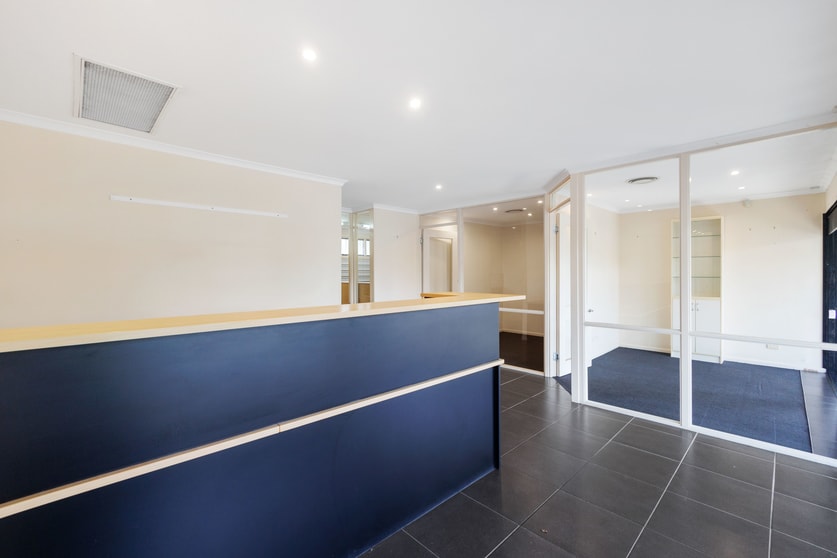 Click to view all images 1 - 3 / 8 Lavelle Street Nerang QLD 4211 - Image 1